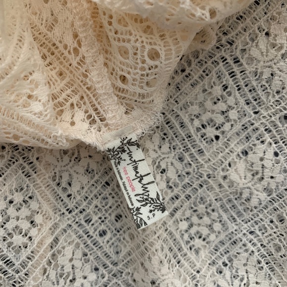 Free People lace turtleneck - Picture 2 of 2